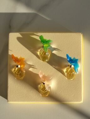 Rare Nina Ricci Miniatures L'Air Du Temps Set with Colorful Bird Caps